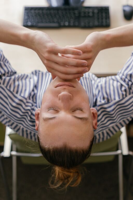 10 Mindful Breaks You Can Take in Five Minutes