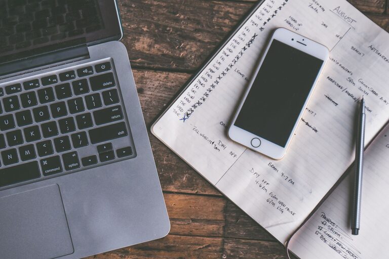 How to Declutter Your Digital Life and Stay Organized